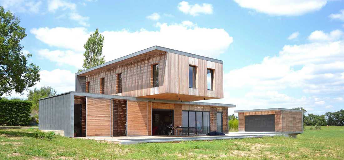 Maison contemporaine écologique en bois et béton dans le Nord