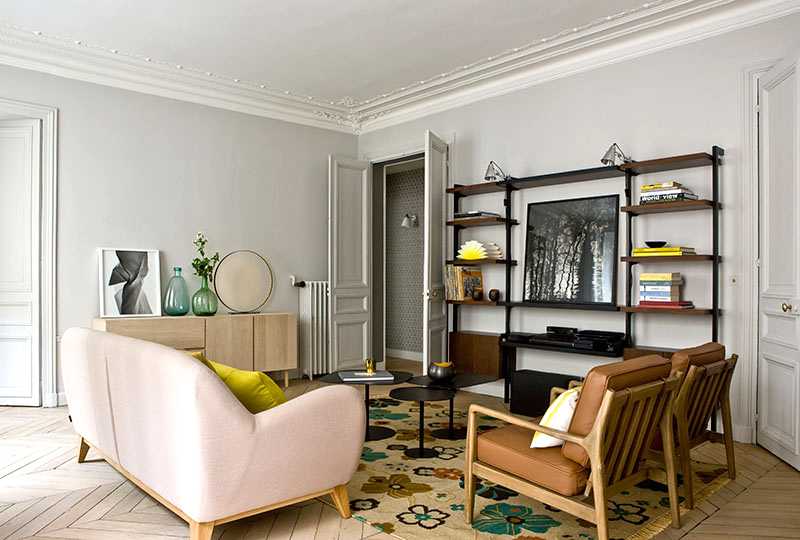 Salon avec du mobilier chiné par un décorateur d'intérieur à Lille